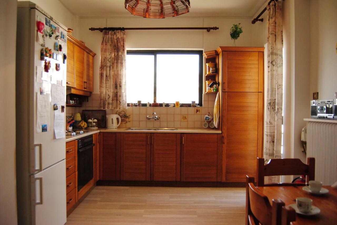 Apartment By The Beach Kalamata Exterior foto